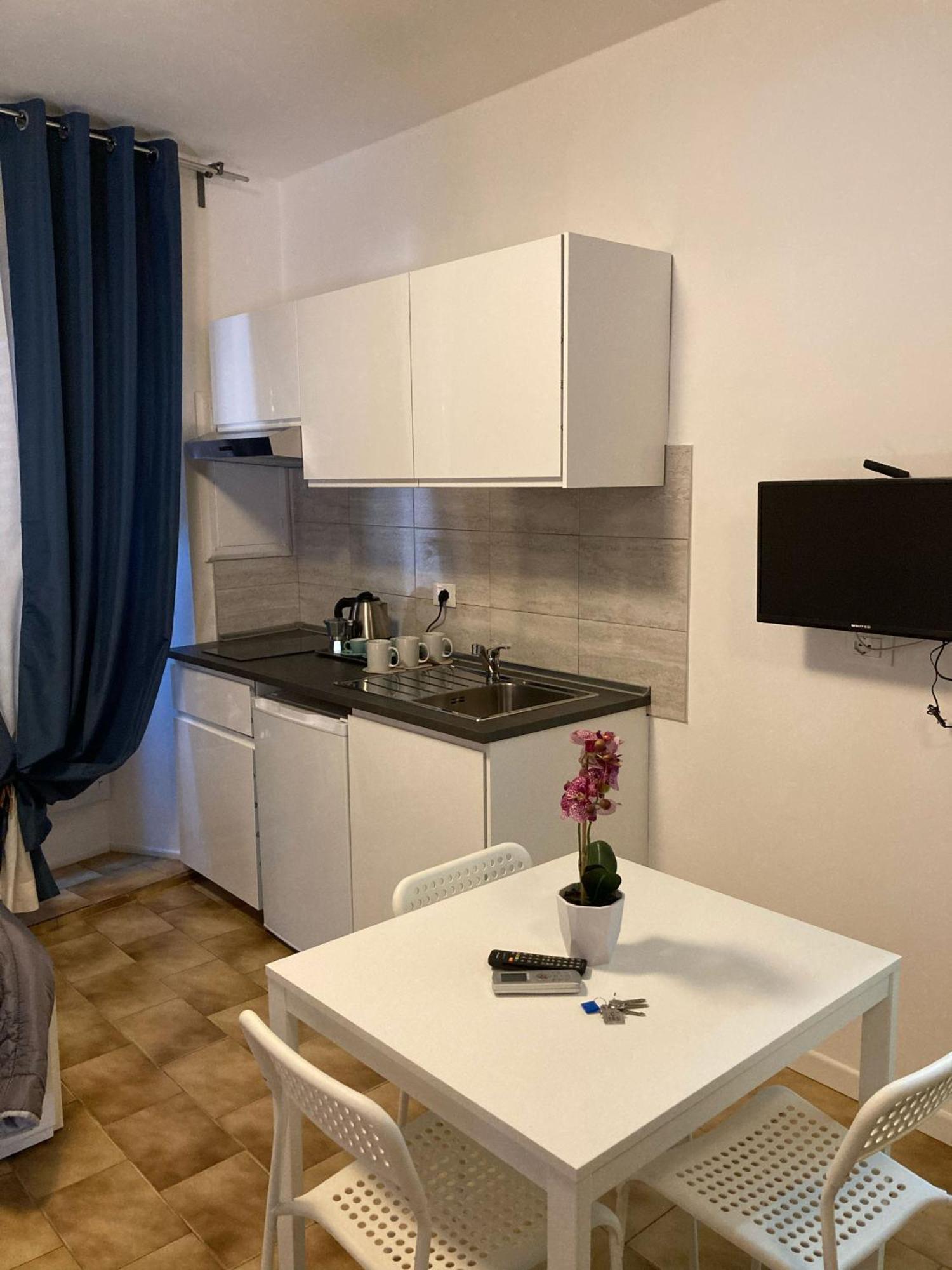 Bologna Central Apartments - Indipendenza 36 Bolonha Exterior foto